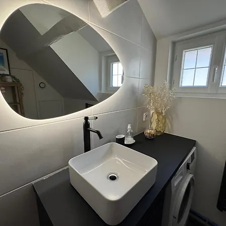 Charmante Maison Avec Jardin Prive - Sur Eure 厄尔河畔帕西