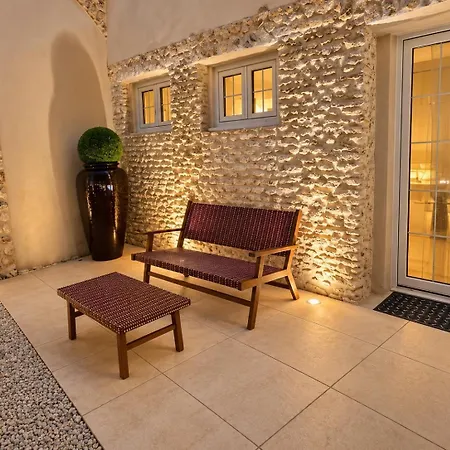 Les Pierres De Pacel - Maison Avec Jardin Prive بيت للعطل *